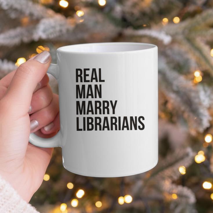 Real Men Marry Librarians – Book Lover Husband Graphic Print Coffee Mug
