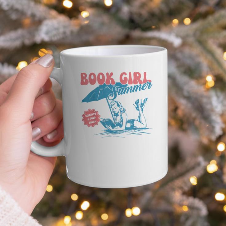 Retro Book Girl Summer Beach Vacation For Book Lover Graphic Print Coffee Mug