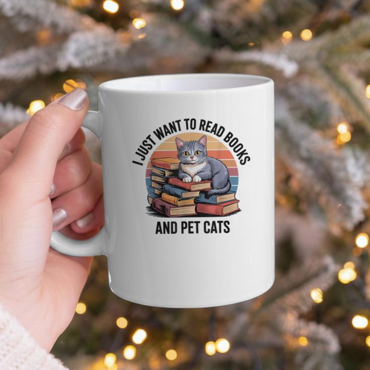 Retro I Just Want To Read Books And Pet Cats Cat Graphic Print Coffee Mug