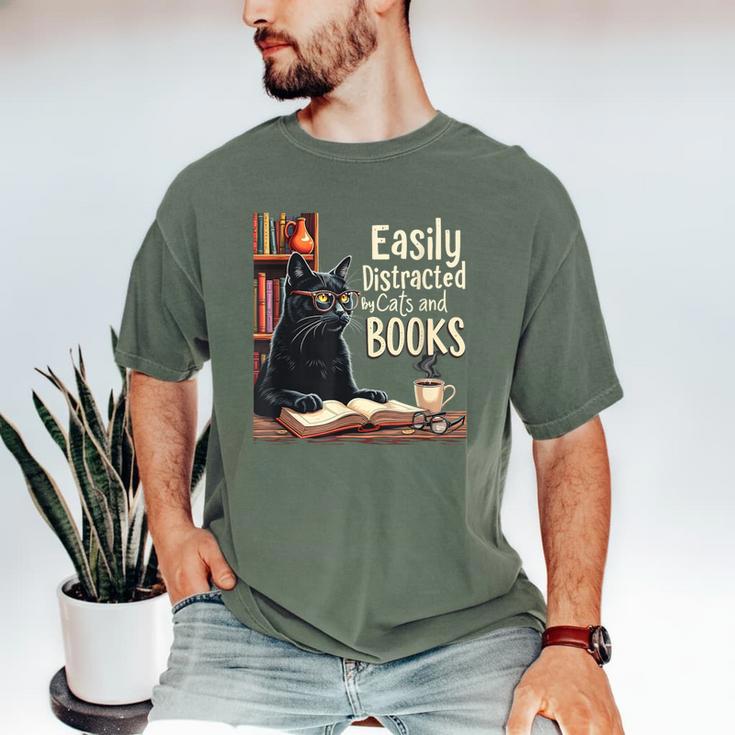 Cats And Books Book & Cat Lover Easily Distracted By Men's Comfort Colors T-Shirt