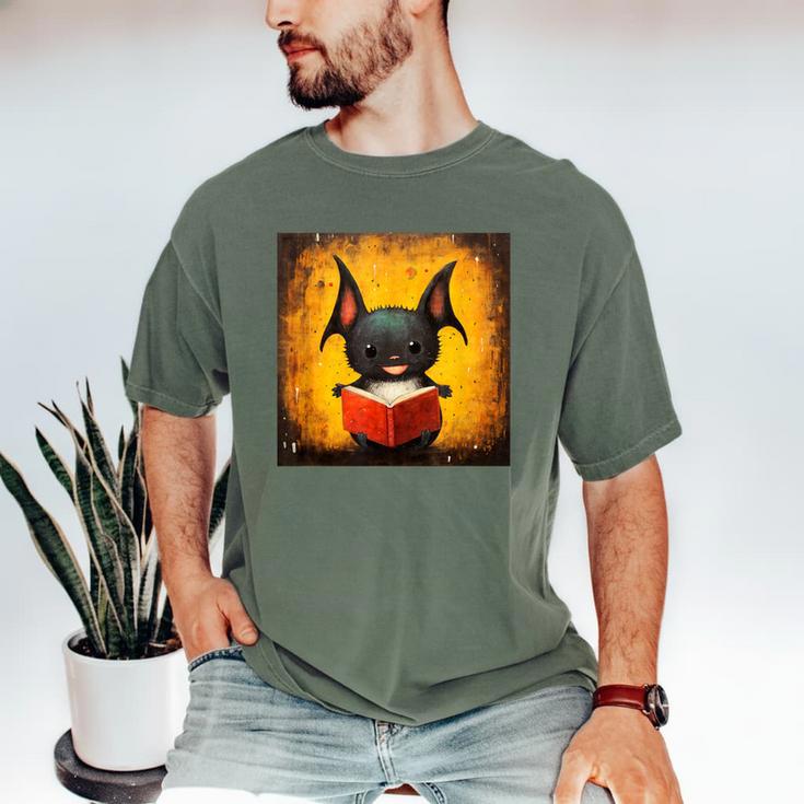 Colorful Sketch Oil Painting Of A Bat Reading Book Men's Comfort Colors T-Shirt