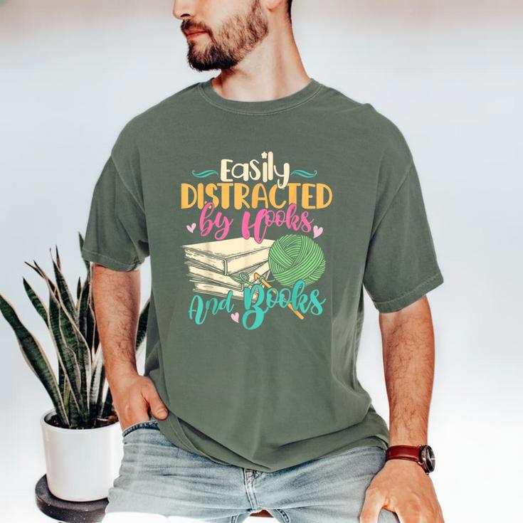 Crochet And Reading Crocheter Bookish Crocheting Book Lover Men's Comfort Colors T-Shirt