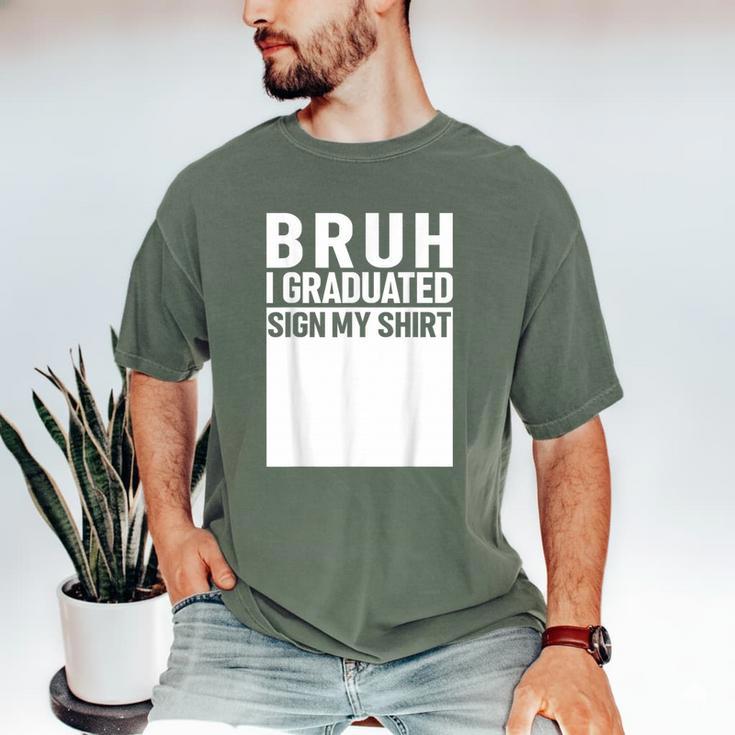 Funny College School Graduation 2025 I Graduated Sign My Men's Comfort Colors T-Shirt