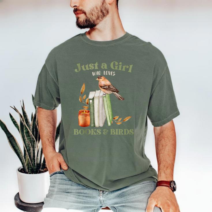Just a Girl Who Loves Books And Birds Book Reading Bird Love Men's Comfort Colors T-Shirt