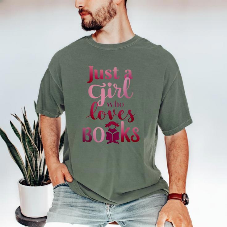 JUST A GIRL WHO LOVES BOOKS LIBRARIAN BOOK LOVERS BOOKWORM Men's Comfort Colors T-Shirt