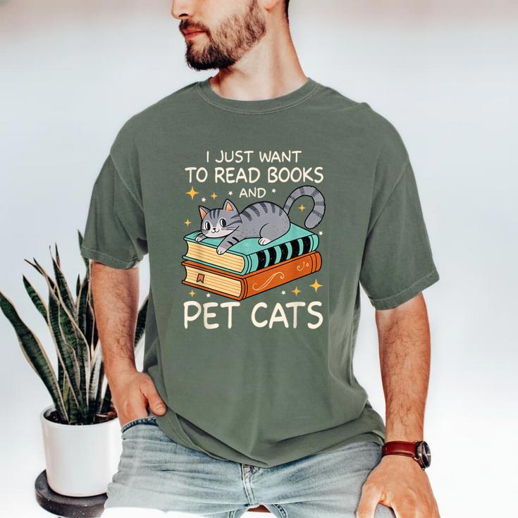 I Just Want To Read Books And Pet Cats Bookish Bookworm Men's Comfort Colors T-Shirt