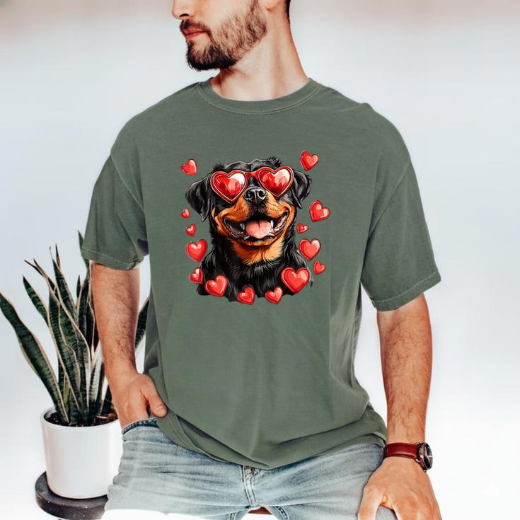Rottweiler Heart Glasses Cute Rottie Dog Lover Mom Dad Kids Men's Comfort Colors T-Shirt