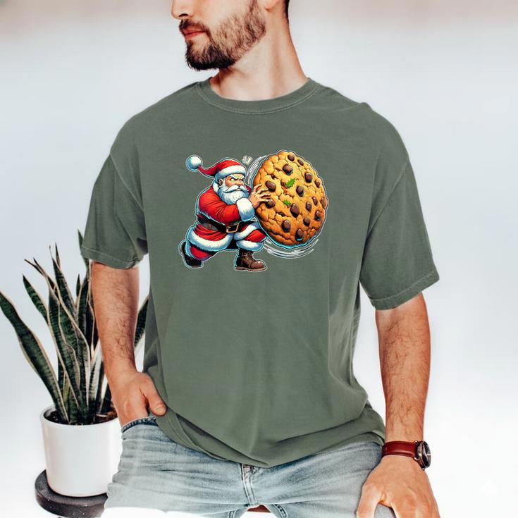 Santa Holding Cookie Xmas Baker Introvert Christmas Men's Comfort Colors T-Shirt