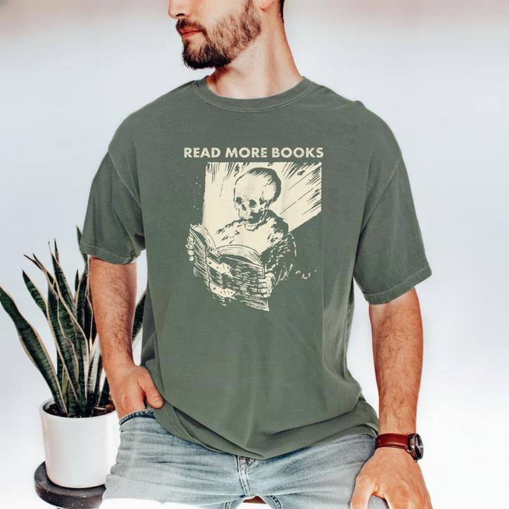 Skeleton Read More Books Men's Comfort Colors T-Shirt