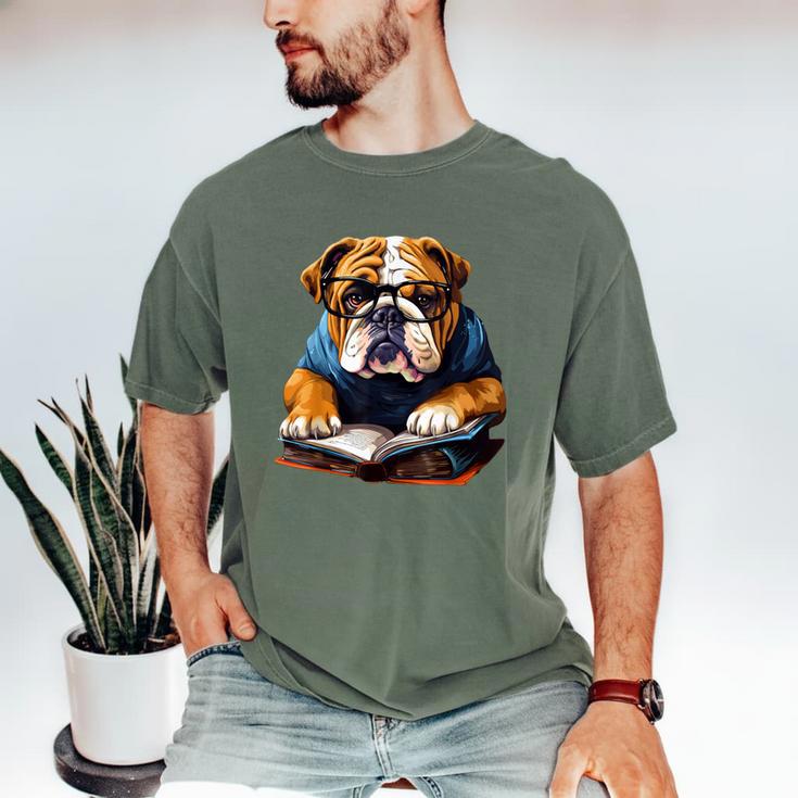 Cute Dog English Bulldog Reading Book Men's Comfort Colors T-Shirt