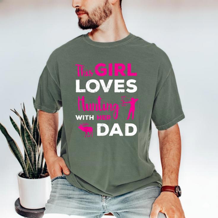 Cute Girls Hunting Dad Daughter Hunting Buddy Hunter Men's Comfort Colors T-Shirt