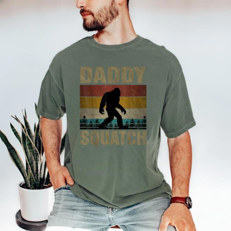 Daddy Squatch Bigfoot Dad Sasquatch Yeti Family Matching Men's Comfort Colors T-Shirt