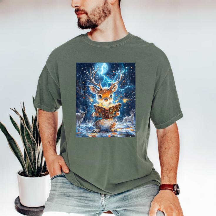 Deer Reads Book Women Girls Reindeer Men's Comfort Colors T-Shirt