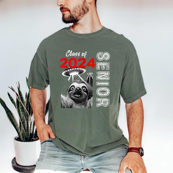 Fun Trendy UFO Sloth Graduation Class Of 2024 Senior Men's Comfort Colors T-Shirt