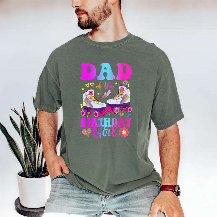Let's Roll Dad Of The Birthday Girl Roller Skate Birthday Men's Comfort Colors T-Shirt