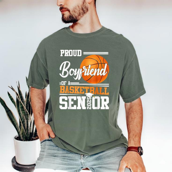 Proud Boyfriend Of A 2025 Senior Graduation Basketball Men's Comfort Colors T-Shirt