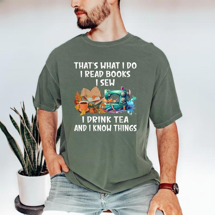 Sewing Reading Books Drinking Tea Sew Sewist Men's Comfort Colors T-Shirt