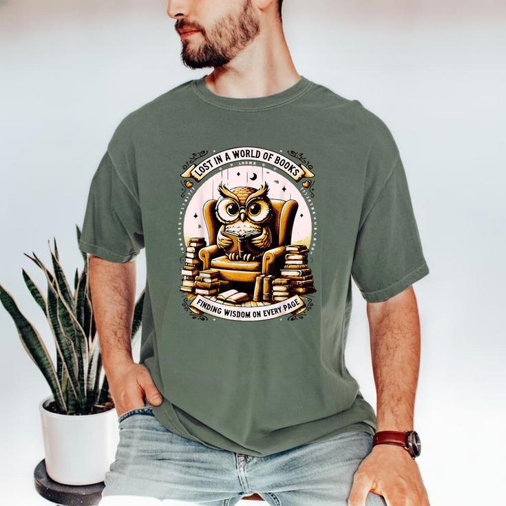 Wise Owl Reading Books Men's Comfort Colors T-Shirt