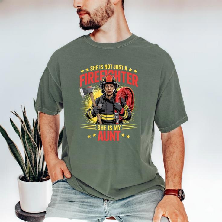 Woman Firefighter Aunt TiTi Auntie Black Graduation Men's Comfort Colors T-Shirt