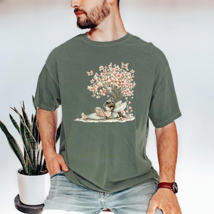 Cute Fairy Reading Fairycore Aesthetic Book Lover Men's Comfort Colors T-Shirt