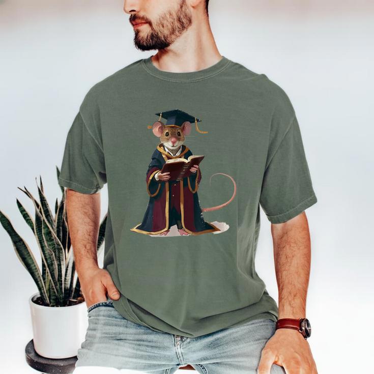 Cute Mouse Reading Book Graduation Men's Comfort Colors T-Shirt
