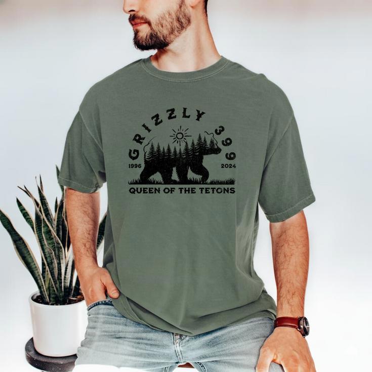 Memory Grizzly 399 1996 2024 Queen Of The Tetons Bear Lovers Men's Comfort Colors T-Shirt