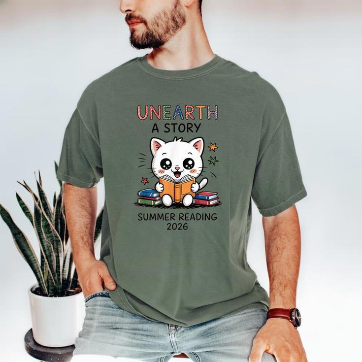 Unearth a Story Cute Kitten Summer Reading 2026 Cat Book Men's Comfort Colors T-Shirt