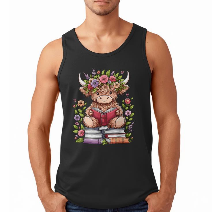 Cute Baby Highland Cow With Reading Book Bookworm Men Tank Top