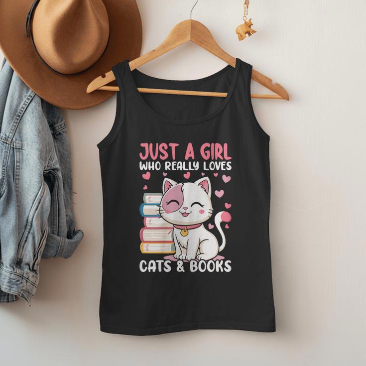 Girl Who Loves Cats And Books Cute Men Tank Top
