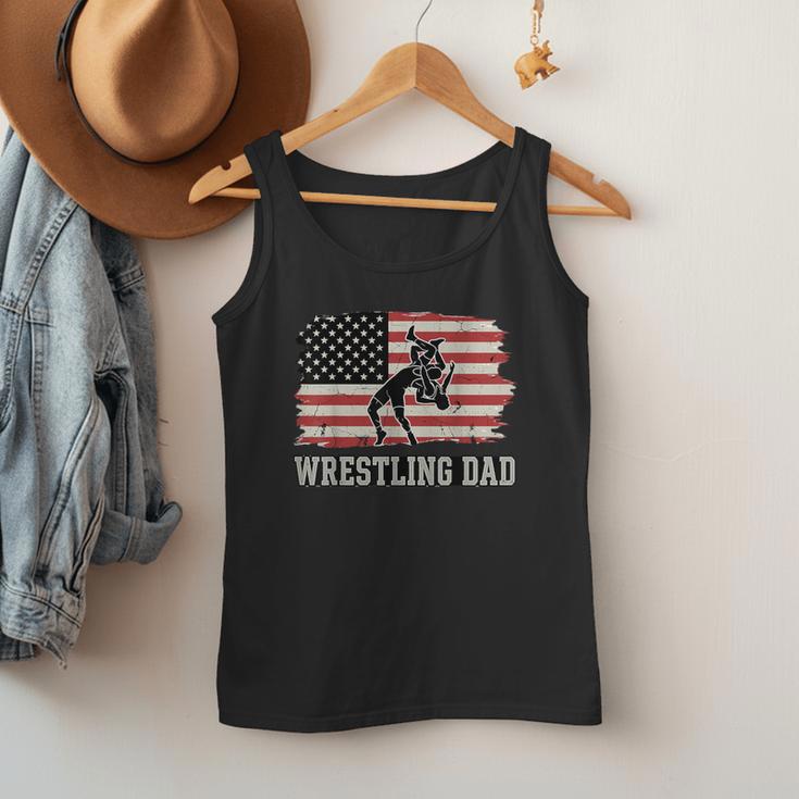 Wrestling Dad US Flag Fathers Day Retro Wrestling Fans Men Tank Top Wrestling Dad US Flag Fathers Day Retro Wrestling Fans Men Tank Top