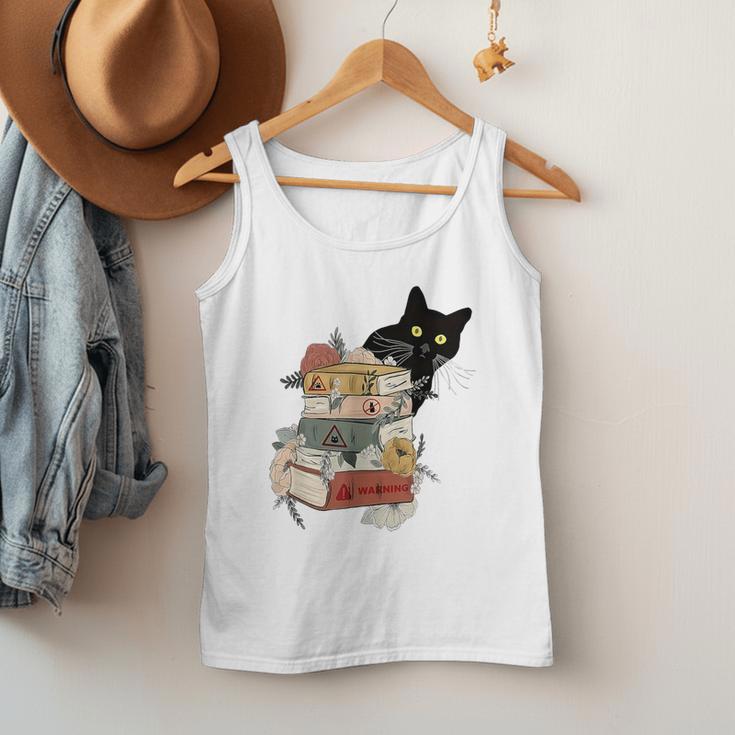 Cat And Books Flowers Reading Club Cat Lover Bookworm Men Tank Top