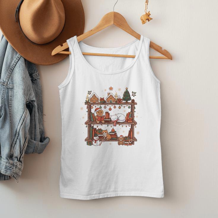Christmas Cats Bookshelf Gingerbread Men Tank Top Christmas Cats Bookshelf Gingerbread Men Tank Top