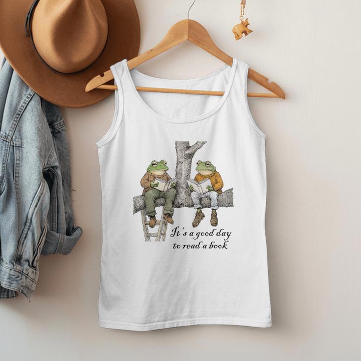 It's A Good Day To Read A Book Frog Toad Men Tank Top