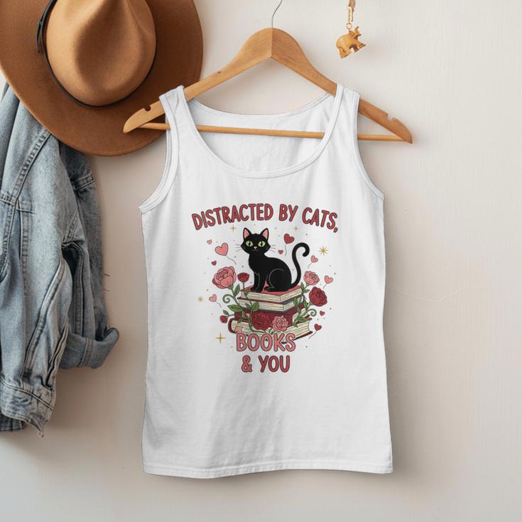 Women's Cat Books Romantic Floral Aesthetic Book Lover Cat Owner Men Tank Top Women's Cat Books Romantic Floral Aesthetic Book Lover Cat Owner Men Tank Top