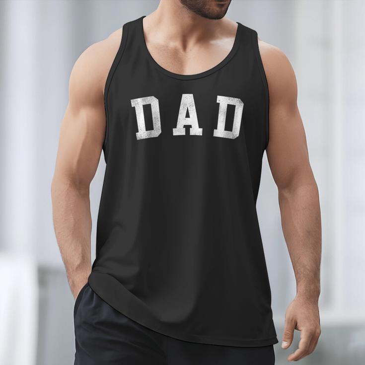 Dad Classic Bold Font Father's Day Dad Men Tank Top