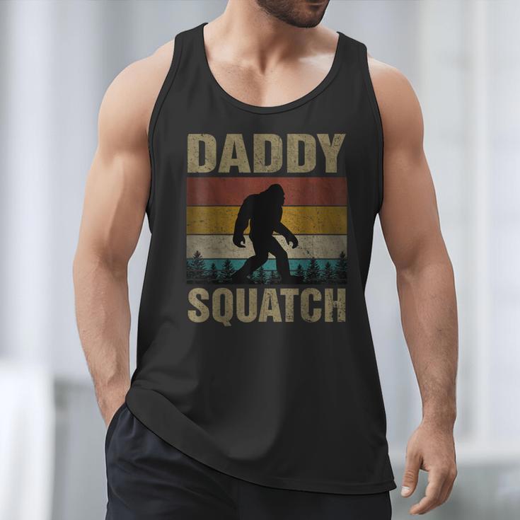 Daddy Squatch Bigfoot Dad Sasquatch Yeti Family Matching Men Tank Top