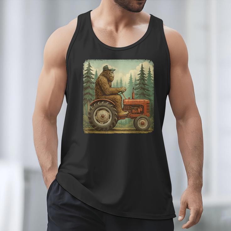 Farmer Men Tractor Rancher Farm Dad Distressed Men Tank Top