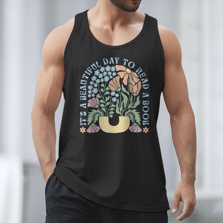 It's A Beautiful Day To Read A Book Librarian Book Lover Men Tank Top It's A Beautiful Day To Read A Book Librarian Book Lover Men Tank Top