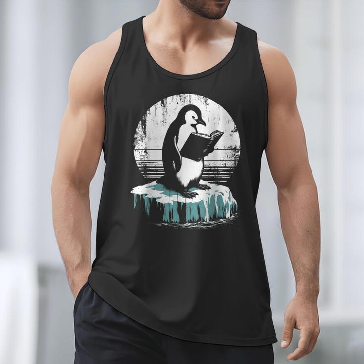 Penguin Reading A Book Vintage Graphic Bookworm Lover Men Tank Top
