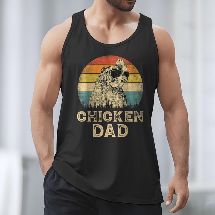 Vintage Chicken Dad Chicken Lovers Daddy Father's Day Men Tank Top