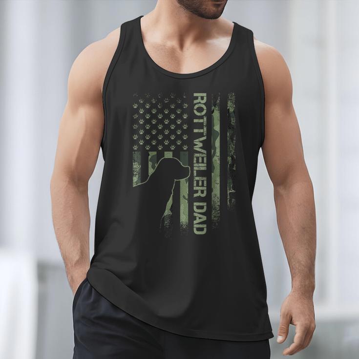 Vintage USA Camo Flag Proud Rottweiler Dad Rottie Silhouette Men Tank Top