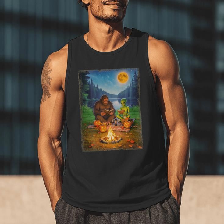 Bigfoot And Alien Reading Books Campfire Halloween Men Tank Top