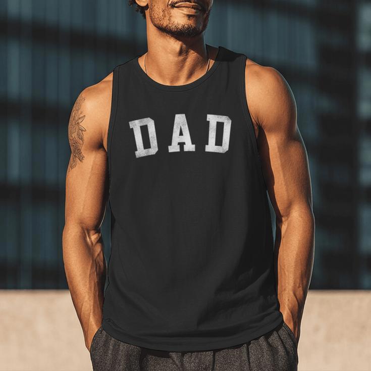 Dad Classic Bold Font Father's Day Dad Men Tank Top