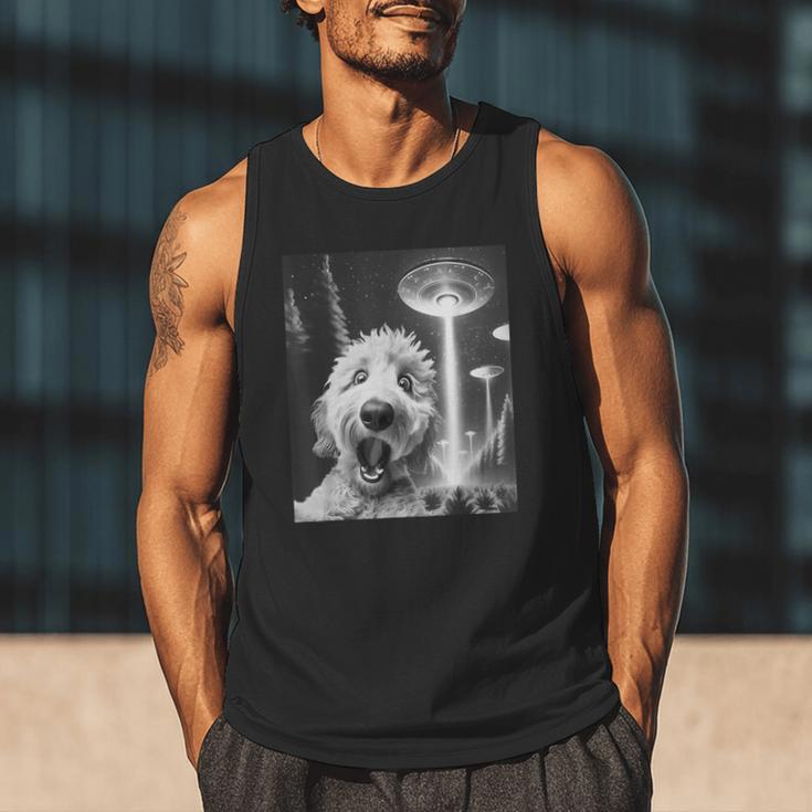 Goldendoodle Alien UFO Taking a Selfie Dog Mom Dad Men Tank Top