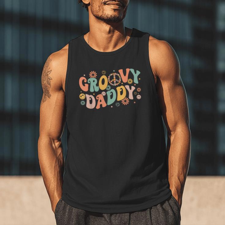 Groovy Daddy Birthday Party Peace Sign Dad 60s 70s Hippie Men Tank Top
