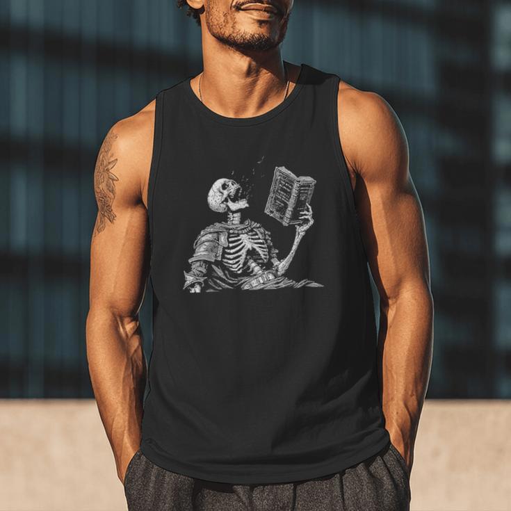 Hilarious Skeleton Holding a Book And Laughing Gothic Men Tank Top Hilarious Skeleton Holding a Book And Laughing Gothic Men Tank Top