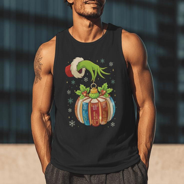 Retro Christmas Ornament Book Christmas Teacher Librarian Men Tank Top