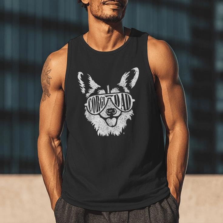 Retro Corgi Dad Dog Owner Pet Welsh Corgi Fathers Day Men Tank Top Retro Corgi Dad Dog Owner Pet Welsh Corgi Fathers Day Men Tank Top