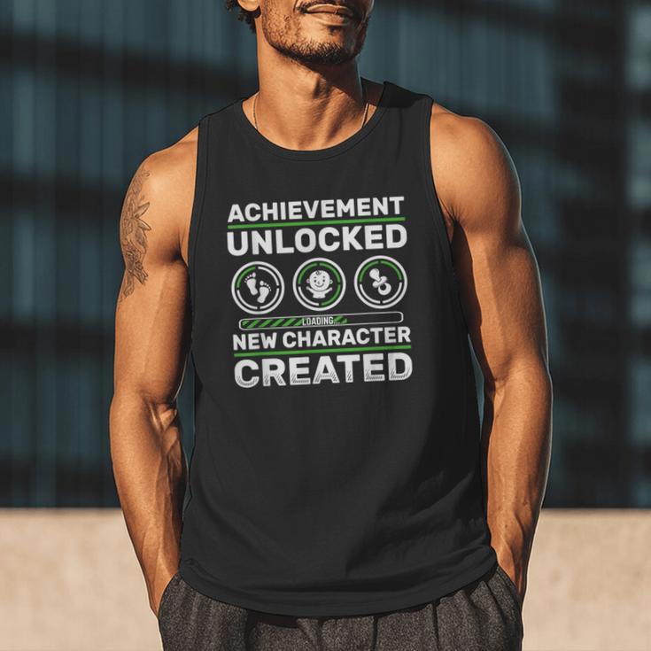 Schwangerschaft Verknden Geschenk Zocker New Character Created Pregnancy Announcement Dad Gamer Men Tank Top