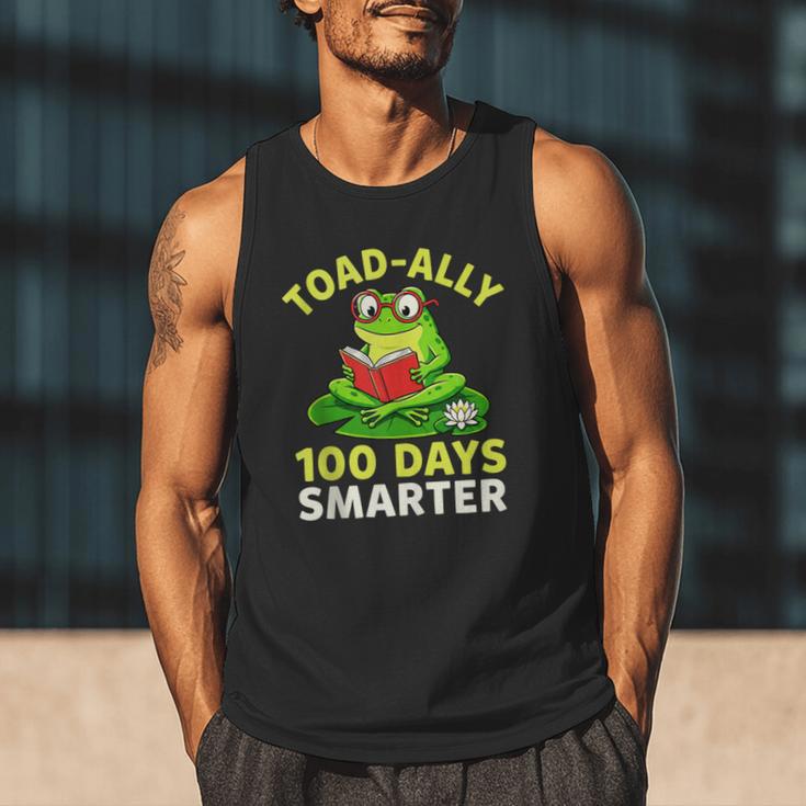 Toad-Ally 100 Days Smarter Frog Reading Book 100 School Day Men Tank Top